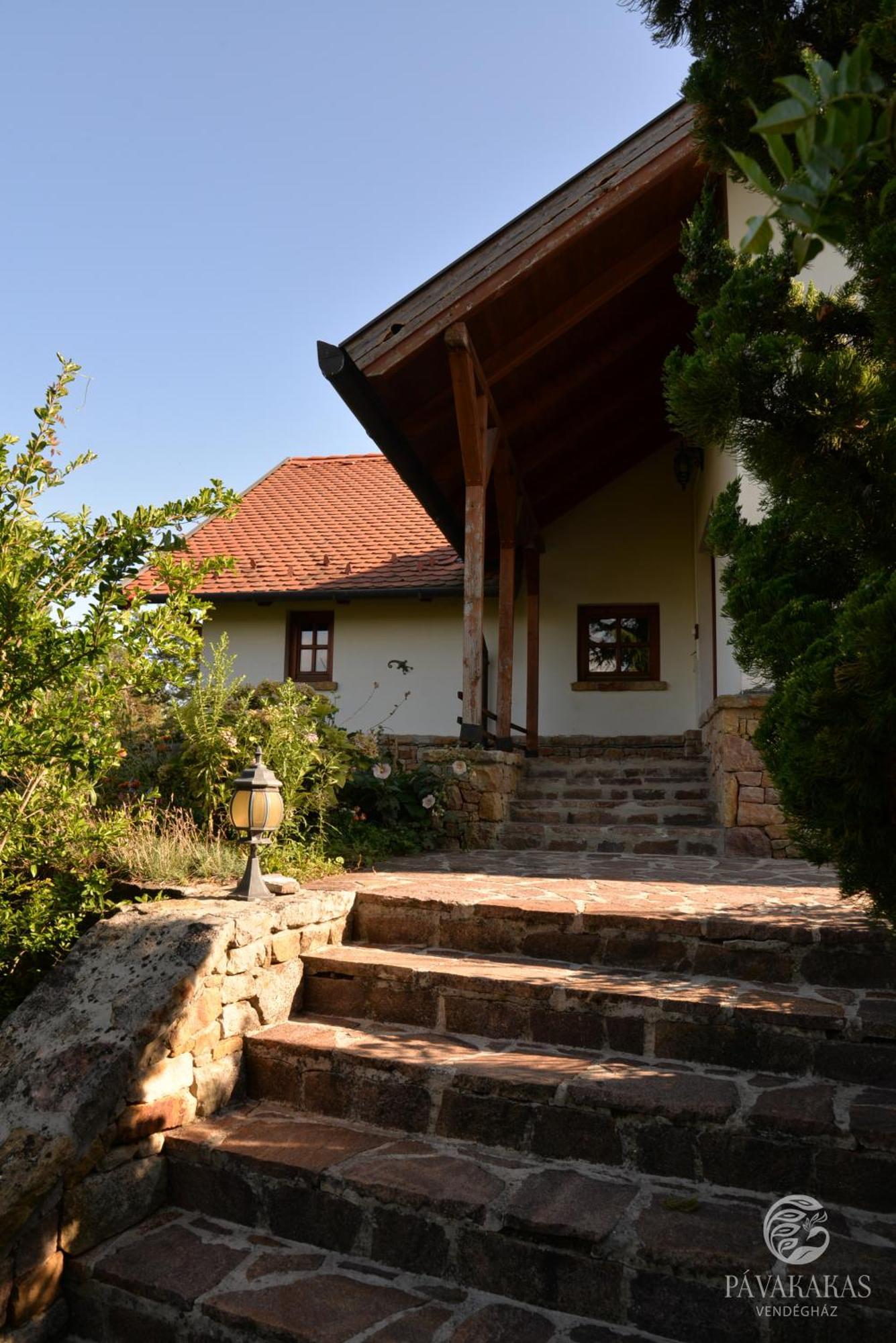 Villa Pavakakas Vendeghaz à Vác Extérieur photo