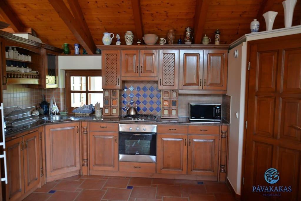 Villa Pavakakas Vendeghaz à Vác Extérieur photo
